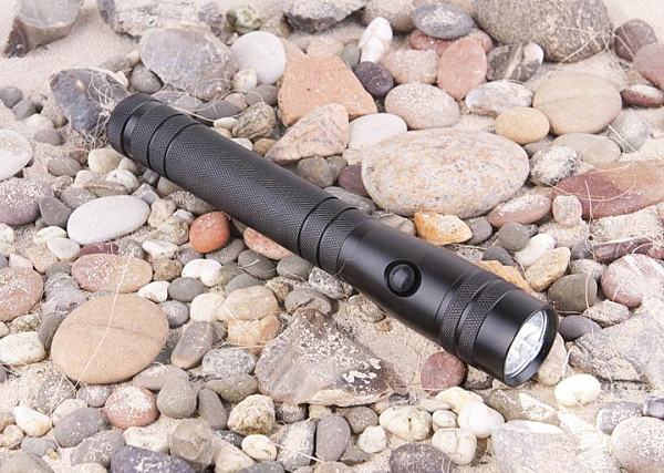 Фонарик Discoverer FLS02-25-5W 200m BK Черный (Discoverer 5)