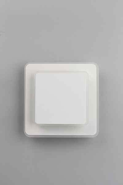 Настенный светильник Milanese OML-01801-15