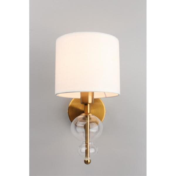 Настенное бра Amelia OML-56701-01