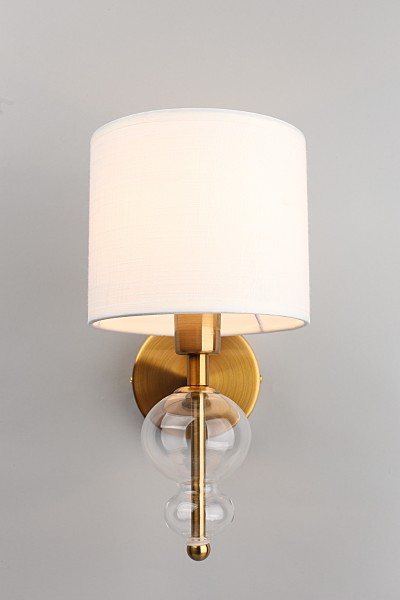 Настенное бра Amelia OML-56701-01