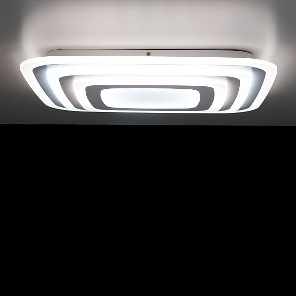 Потолочная люстра Триест CL737100RGB