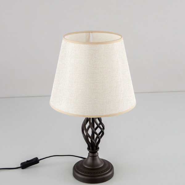 Настольная лампа Вена CL402855