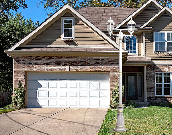 Столб фонарный уличный Фабур 804041102