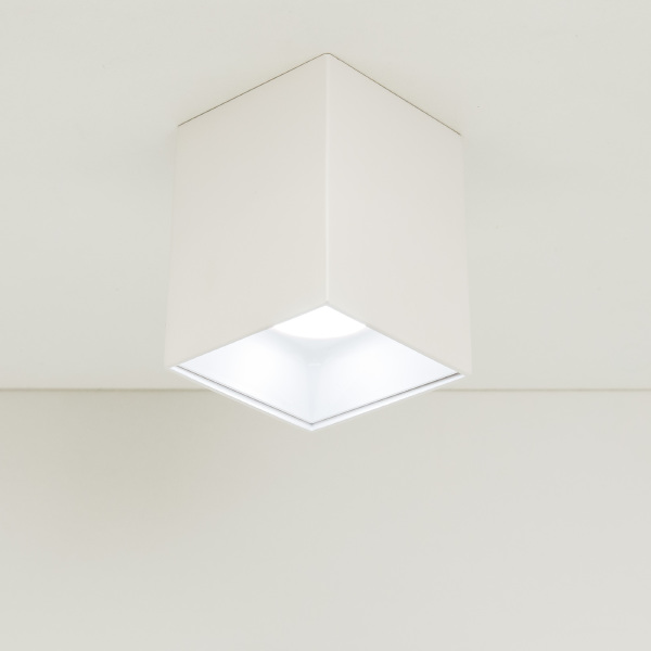 Накладной светильник Старк CL7440200