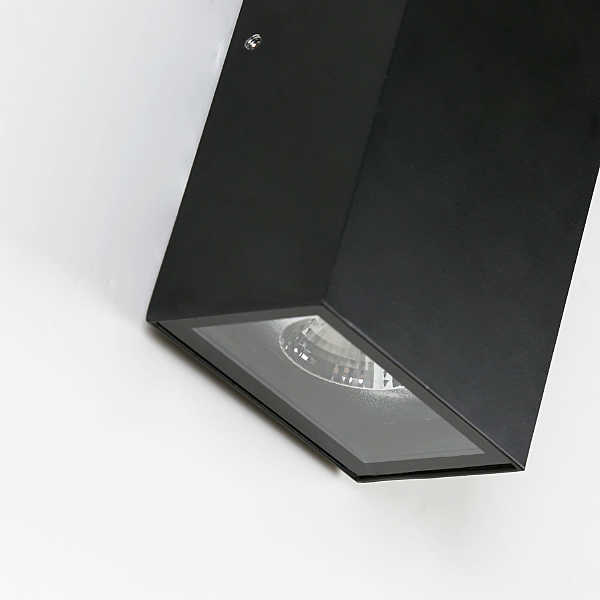 Уличный настенный светильник Lenis 2681-2W