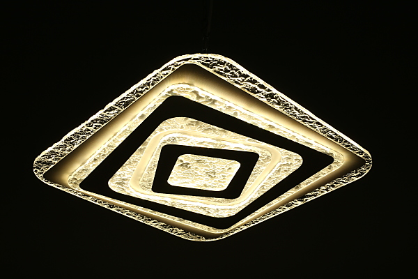 Потолочная люстра Brunico OML-08527-182