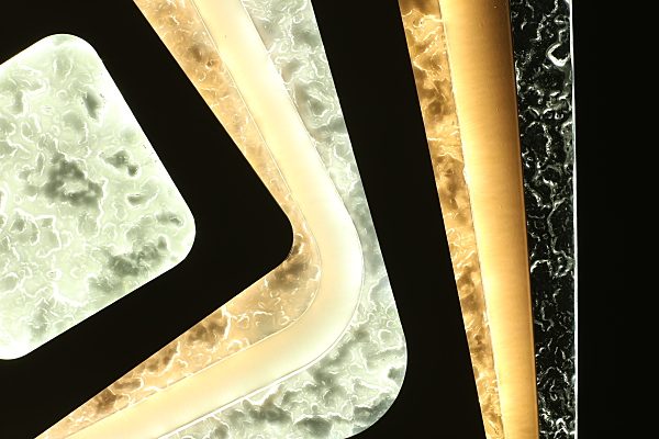 Потолочная люстра Brunico OML-08527-182