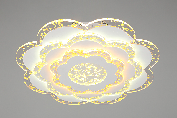 Потолочная люстра Vittuone OML-08707-130