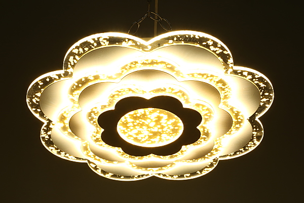 Потолочная люстра Vittuone OML-08707-130