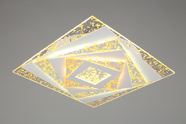 Потолочная люстра Vittuone OML-08727-151