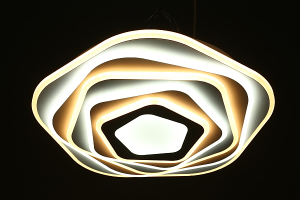 Потолочная люстра Longa OML-09407-211