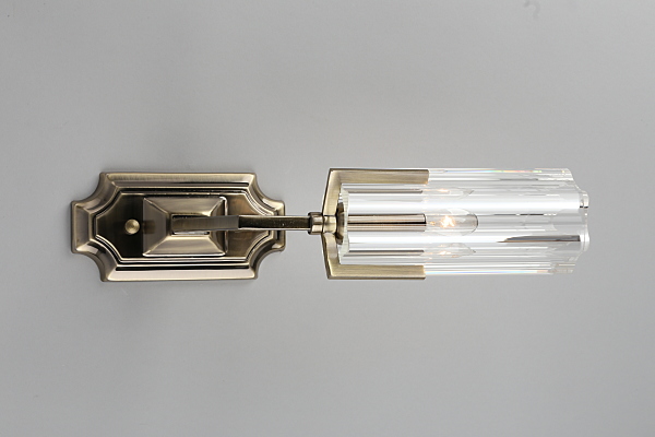 Настенное бра Ledro OML-69901-01