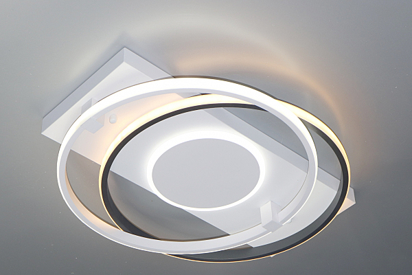Потолочная люстра High-Tech Led Lamps HIGH-TECH LED LAMPS 82003