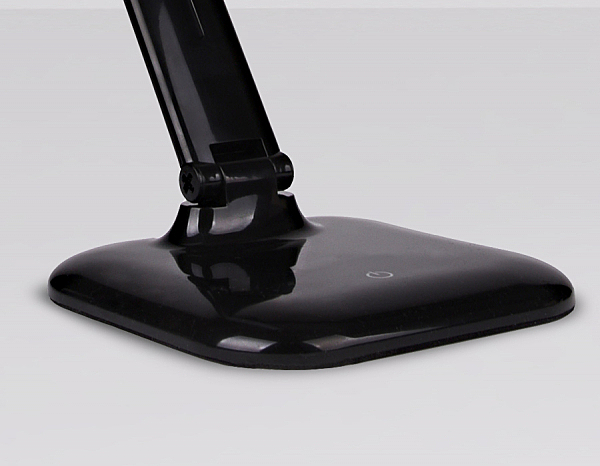 Офисная настольная лампа Desk DE501