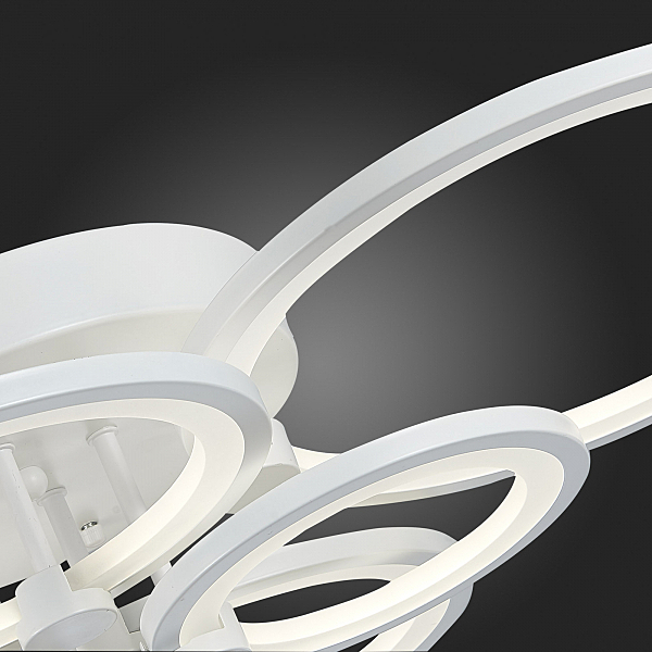 Потолочная люстра Leto SLE200302-06