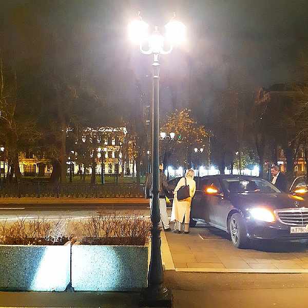 Столб фонарный уличный Rut E26.205.R30.AXF1R