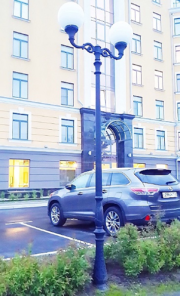 Столб фонарный уличный Globe 400 G40.208.M20.AYE27