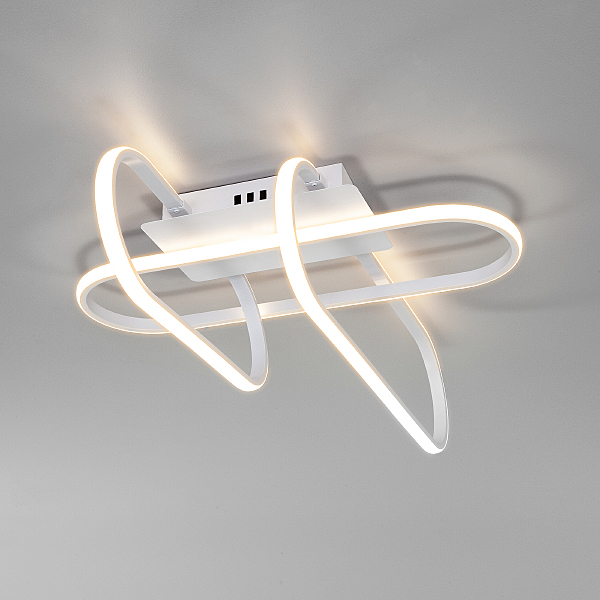 Потолочная люстра Grafette 90139/3 белый