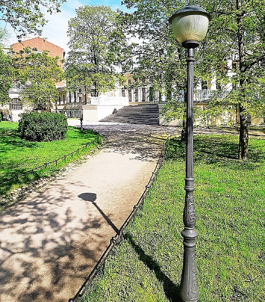 Консольный уличный светильник Столб Классический 000.205.000.A0