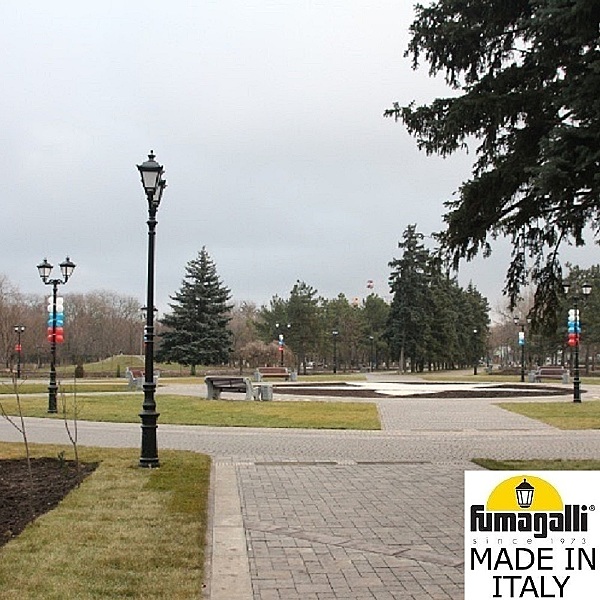 Консольный уличный светильник Столб Классический 000.228.000.A0