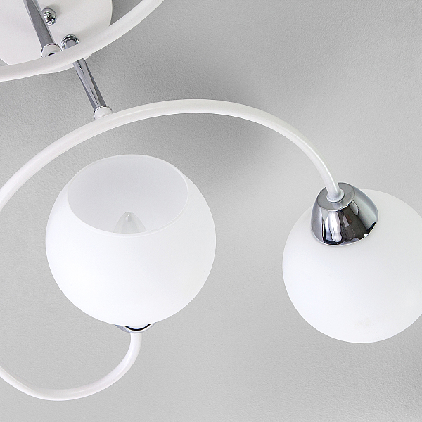 Потолочная люстра Tulia 30136/4 белый