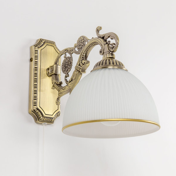 Настенное бра Адриана CL405413