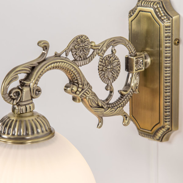 Настенное бра Адриана CL405413