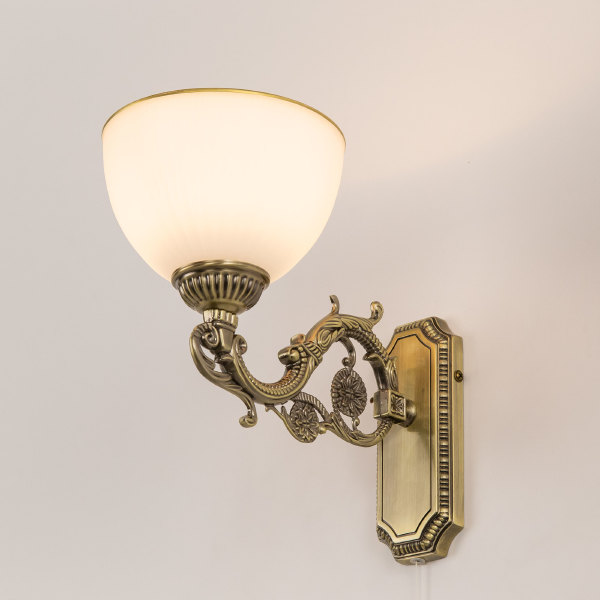 Настенное бра Адриана CL405413