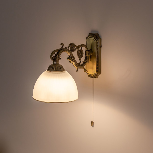 Настенное бра Адриана CL405413