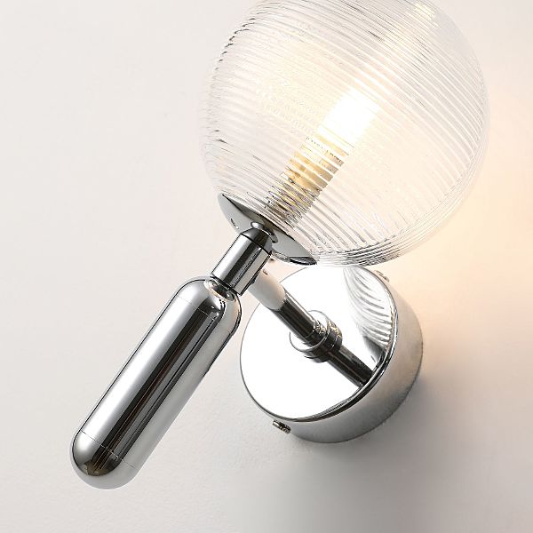 Настенное бра Idem 2724-1W