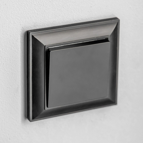 Выключатель W1112008/ Выключатель одноклавишный проходной (черный матовый)