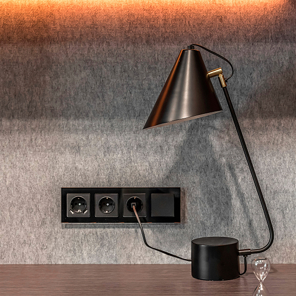 Выключатель W1112008/ Выключатель одноклавишный проходной (черный матовый)