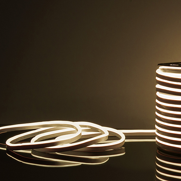 Светодиодный шнур LS 001 220V 9,6 IP67 Гибкий неон LS001 220V 9.6W 120Led 2835 IP67 4200K односторонний дневной белый, 50 м