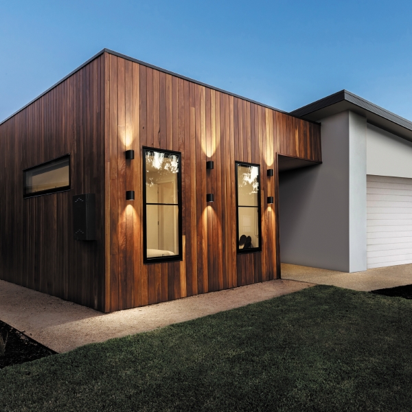 Уличный настенный светильник Slat O044WL-01B