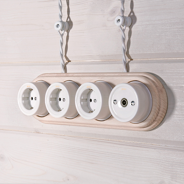 Аксесуар W6431301/ Комплект изоляторов без винта 50 шт. (белый) Ретро