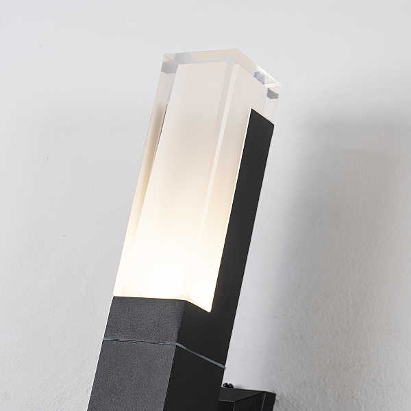 Уличный настенный светильник Pillar 2861-1W