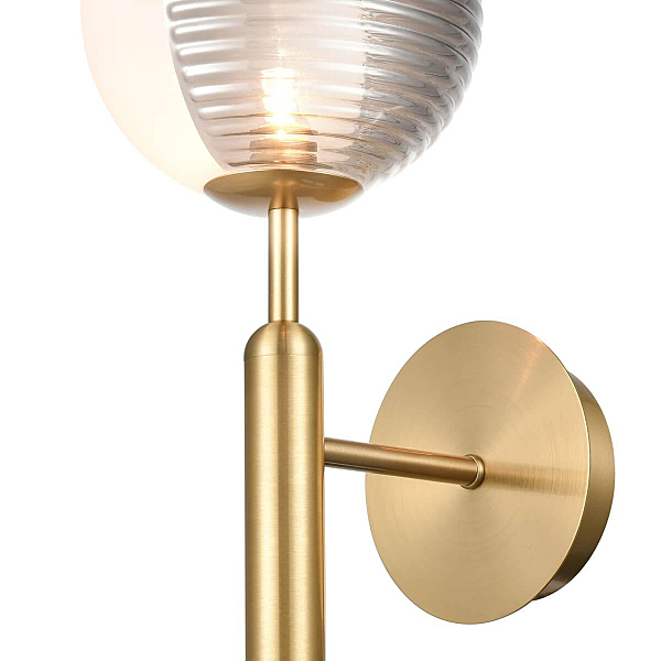 Настенное бра Amore VL5484W01