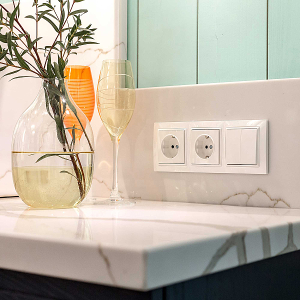 Выключатель W1120001/ Выключатель двухклавишный (белый)