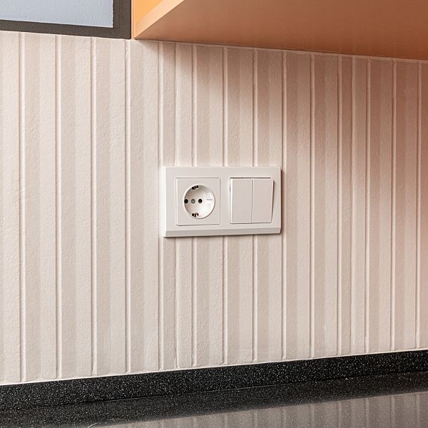 Выключатель W1120001/ Выключатель двухклавишный (белый)