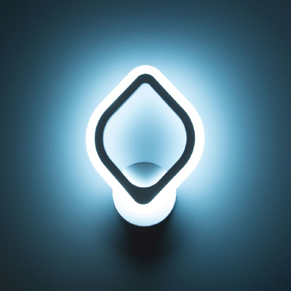 Настенное бра Ромби CL236B310