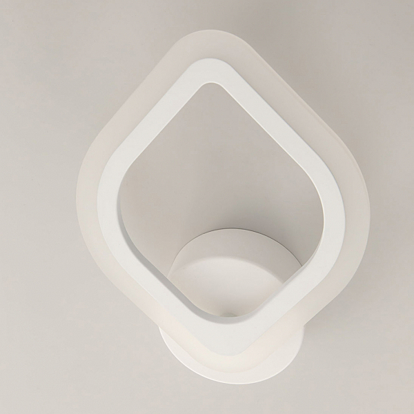 Настенное бра Ромби CL236B310