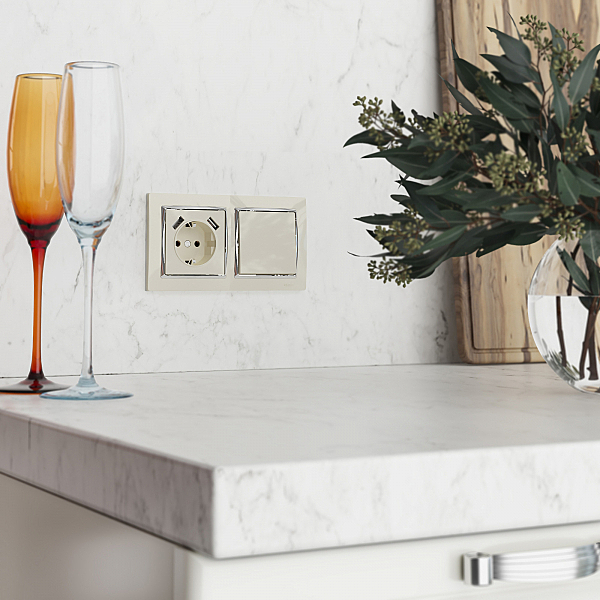 Выключатель W1112003/ Выключатель одноклавишный проходной (слоновая кость)