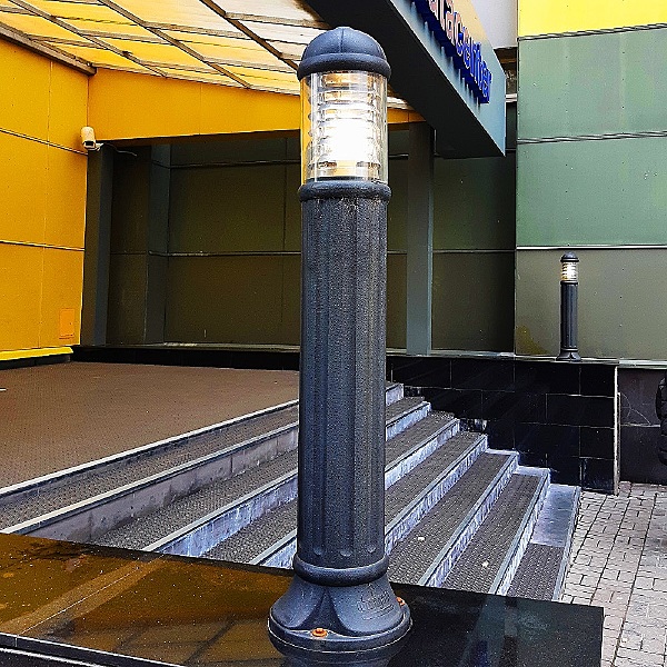 Уличный наземный светильник Sauro D15.555.000.AXF1R.FC1