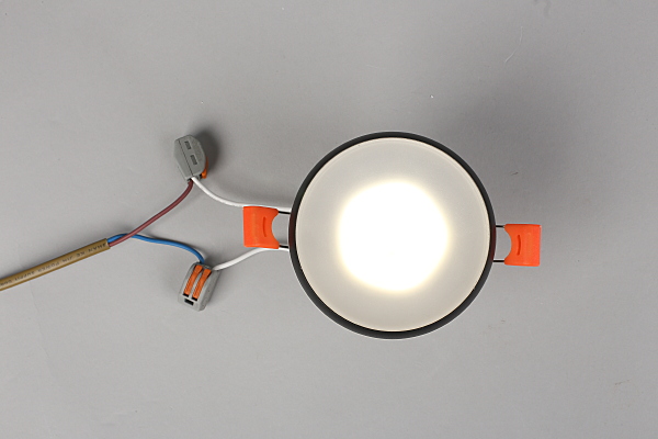 Встраиваемый светильник Genova OML-102819-01