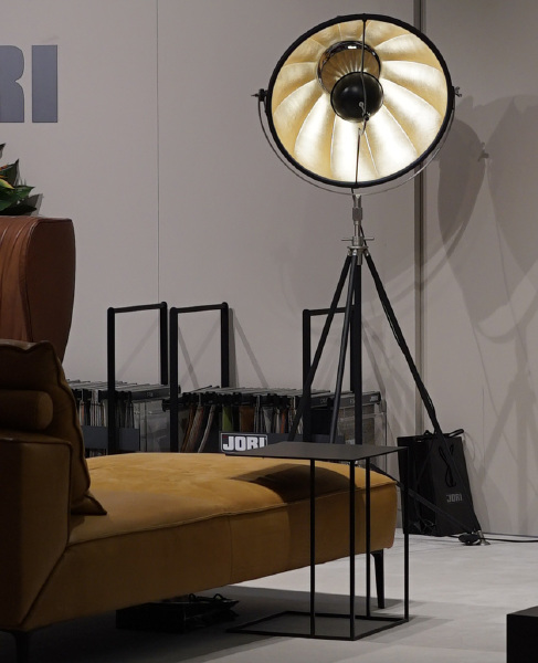 Торшер Studio 7095F black/gold
