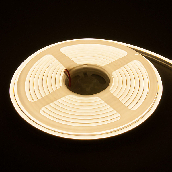 Светодиодный шнур Elektrostandard Гибкий неон 120Led 10W IP65 4200K с боковым свечением дневной белый, 5 м (24V 10W 120Led 2835 IP65)