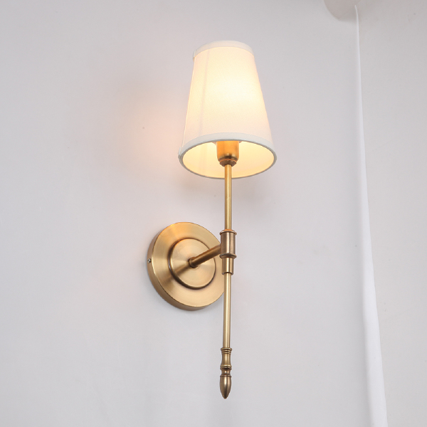 Настенное бра Wall lamp XD040-1 brass