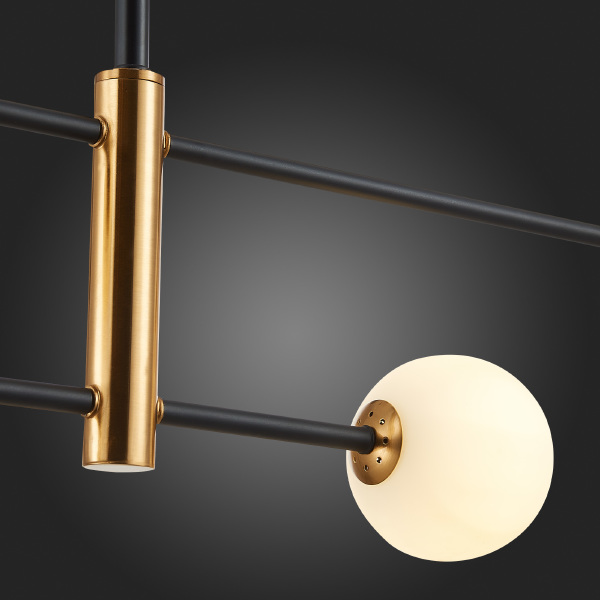 Потолочная люстра Arcola SLE220103-04