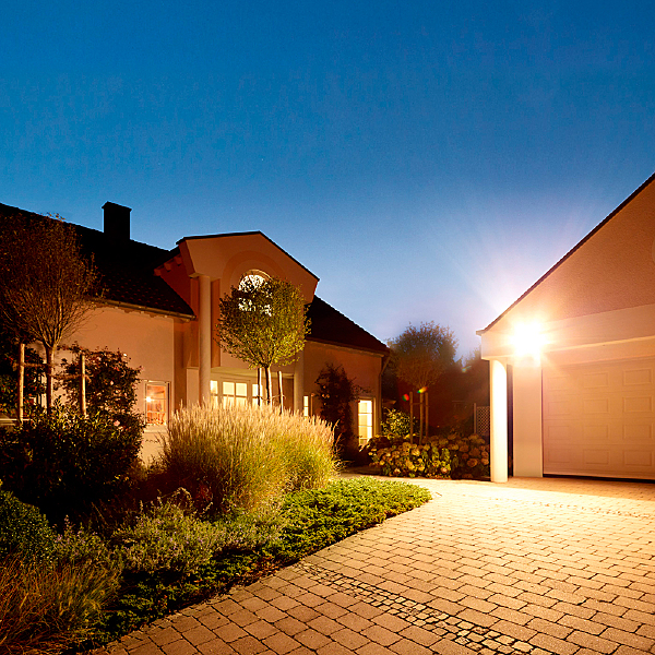 Прожектор уличный LL-1000 41538