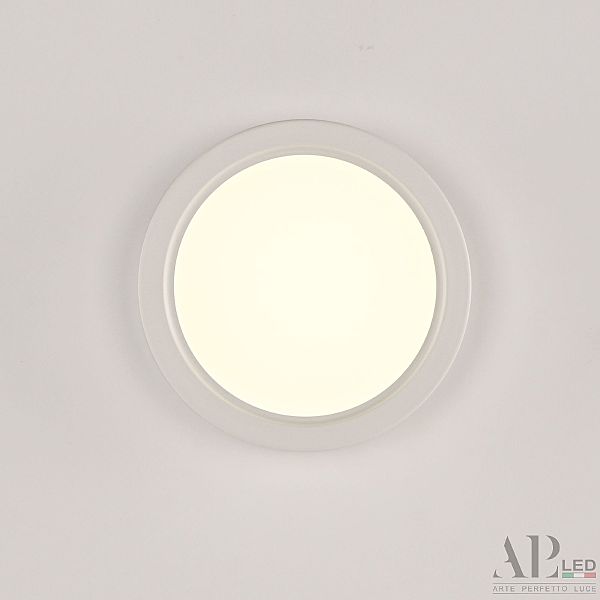 Светильник потолочный Ingrid 3322.LDY6004M/6W/4K